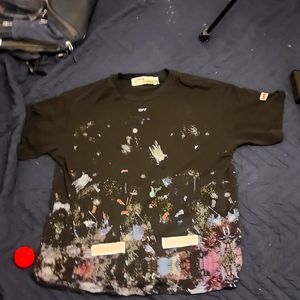 Off white tshirt